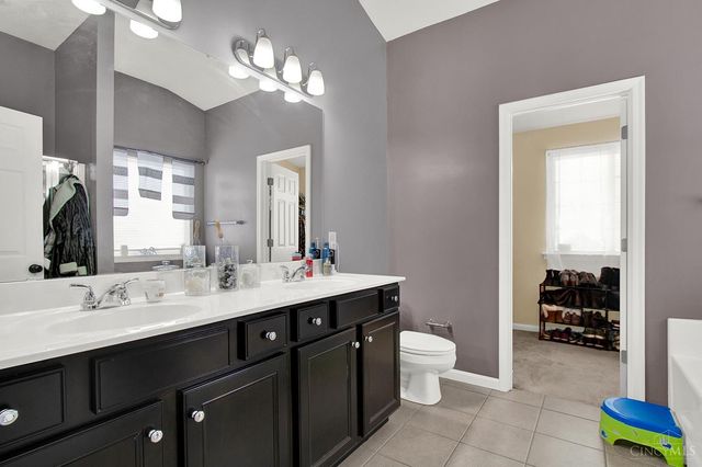 2140 Crossridge Drive, Batavia Twp, OH 45103