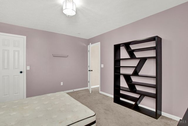 2140 Crossridge Drive, Batavia Twp, OH 45103