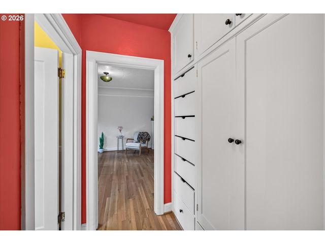 2533 Nw MARSHALL St 103, Portland, OR 97210