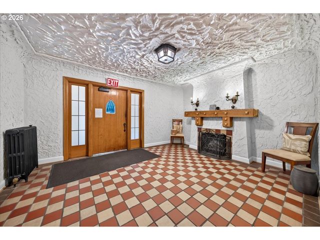2533 Nw MARSHALL St 103, Portland, OR 97210
