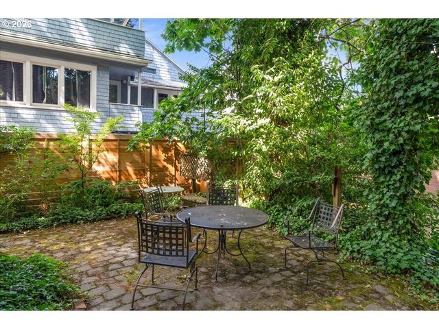 2533 Nw MARSHALL St 103, Portland, OR 97210