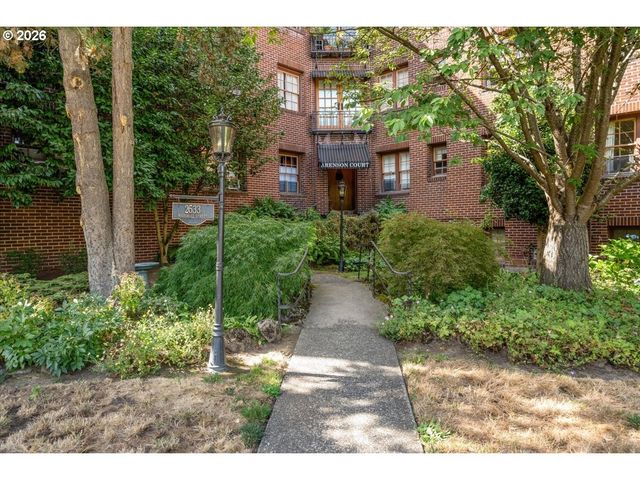 2533 Nw MARSHALL St 103, Portland, OR 97210