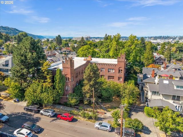 2533 Nw MARSHALL St 103, Portland, OR 97210