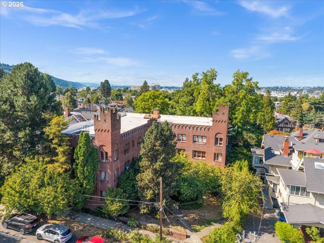 2533 Nw MARSHALL St 103, Portland, OR 97210