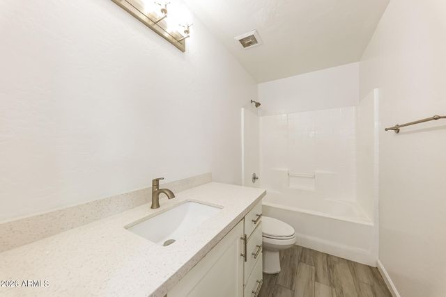 1706 W IRONWOOD Drive, Phoenix, AZ 85021