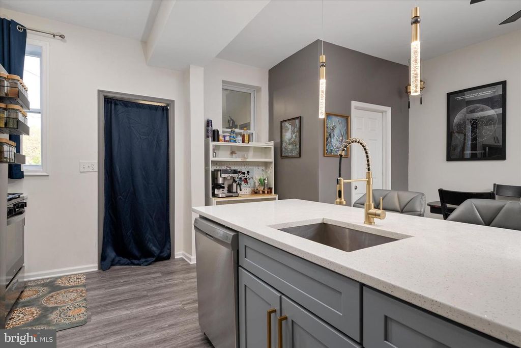 Image 13 of property listing at 3714 5TH ST, Baltimore, MD 21225