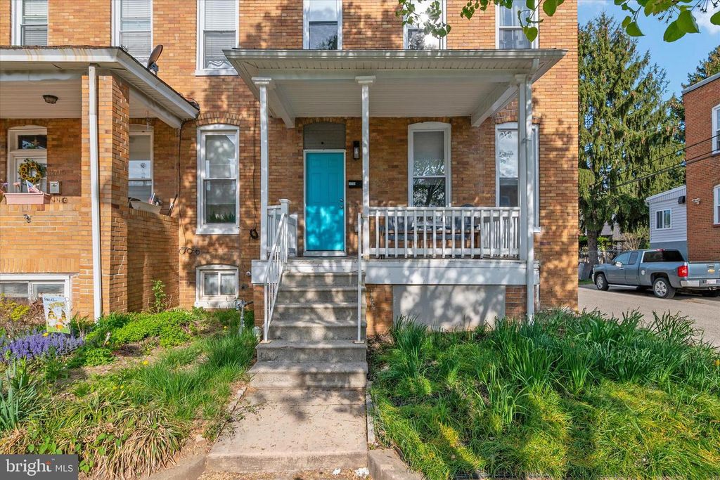 Image 2 of property listing at 3714 5TH ST, Baltimore, MD 21225