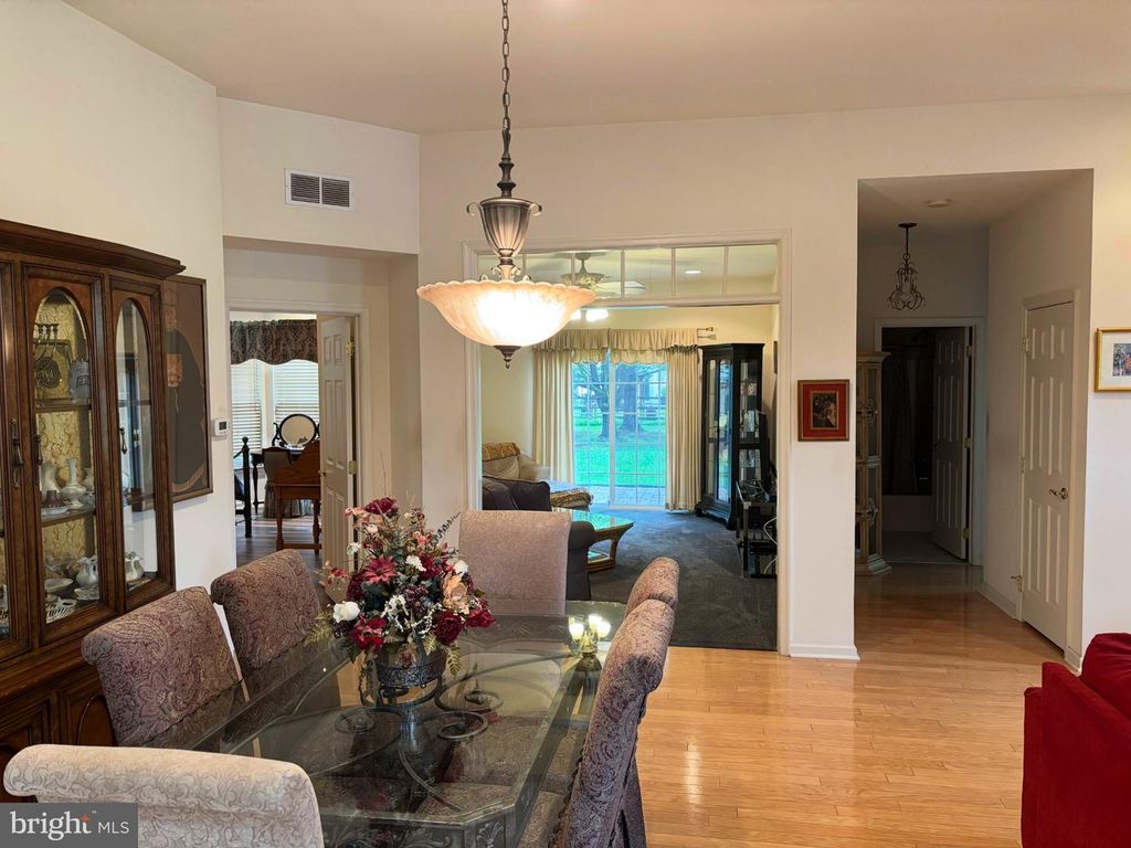 326 SHADY BROOK DR #195, Langhorne, PA 19047 — photo 4