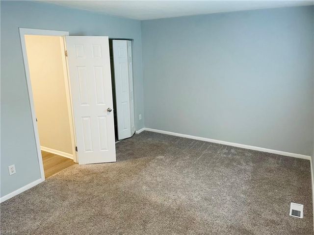 5612 Dodington CT, Virginia Beach, VA 23462