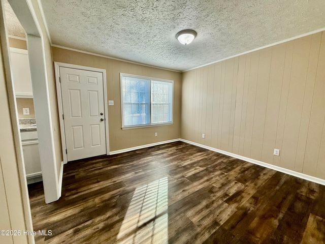 103 Ellenton Avenue, Hamlet, NC 28345