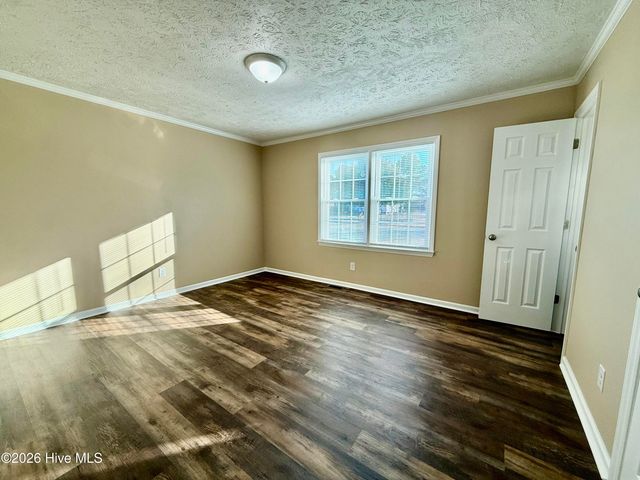 103 Ellenton Avenue, Hamlet, NC 28345