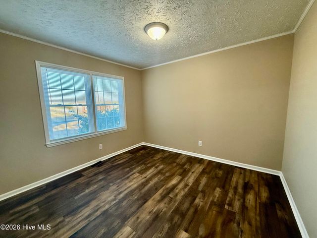 103 Ellenton Avenue, Hamlet, NC 28345