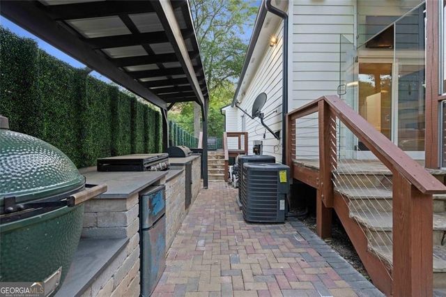 1060 Mcdaniel Street SW, Atlanta, GA 30310