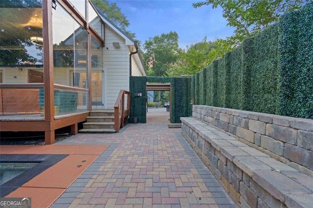 1060 Mcdaniel Street SW, Atlanta, GA 30310