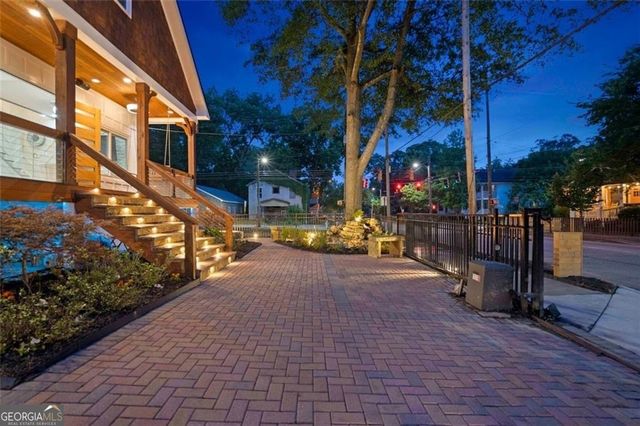 1060 Mcdaniel Street SW, Atlanta, GA 30310