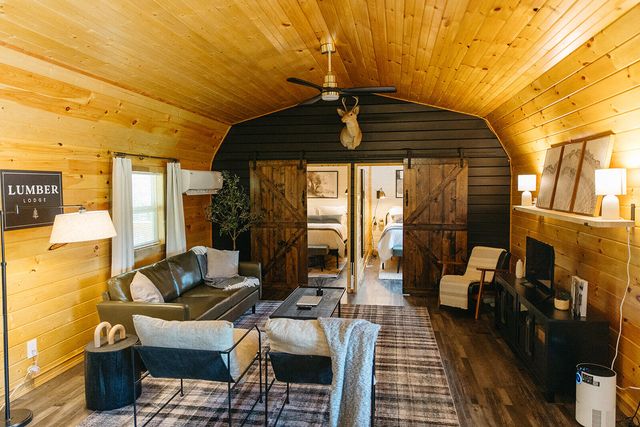 8086-8225 KY-15, Pine Ridge, KY 41360