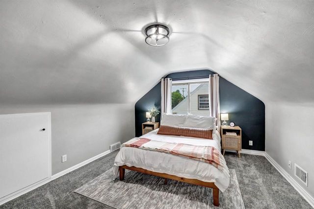 1606 14TH AVENUE, Green Bay, WI 54303
