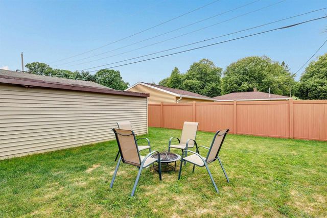 1606 14TH AVENUE, Green Bay, WI 54303