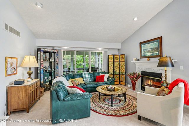 1930 Creek Landing, Haslett, MI 48840