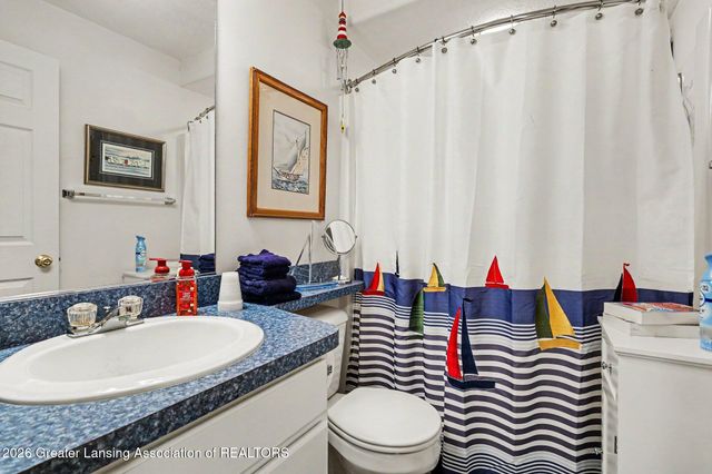 1930 Creek Landing, Haslett, MI 48840