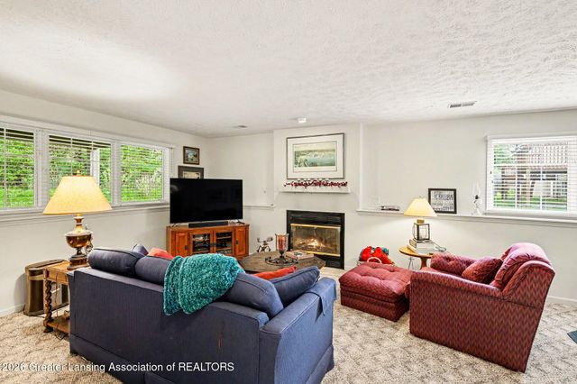 1930 Creek Landing, Haslett, MI 48840