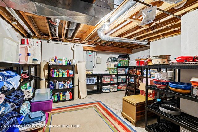 1930 Creek Landing, Haslett, MI 48840