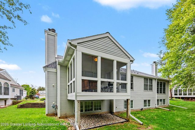 1930 Creek Landing, Haslett, MI 48840