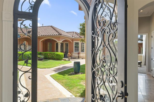 25616 Kahala Sunset CT, Spicewood, TX 78669