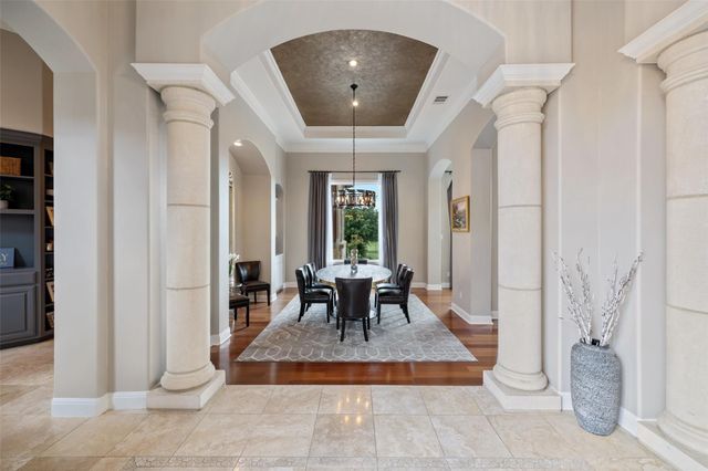 25616 Kahala Sunset CT, Spicewood, TX 78669