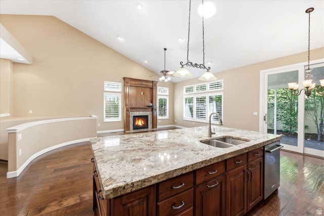 1475 W IRON PORT DR, South Jordan, UT 84095