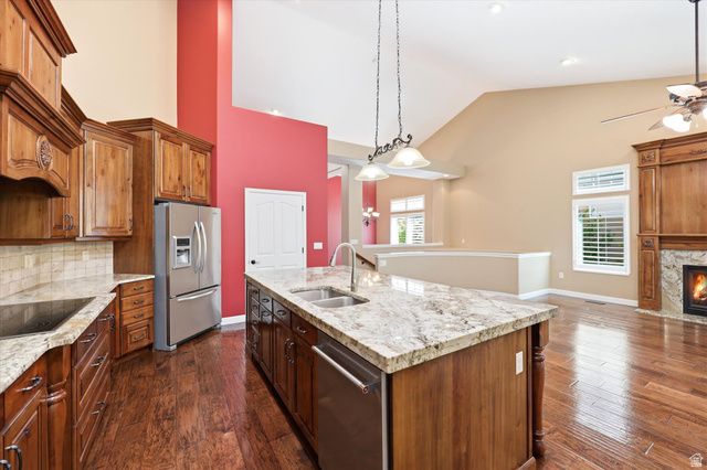 1475 W IRON PORT DR, South Jordan, UT 84095