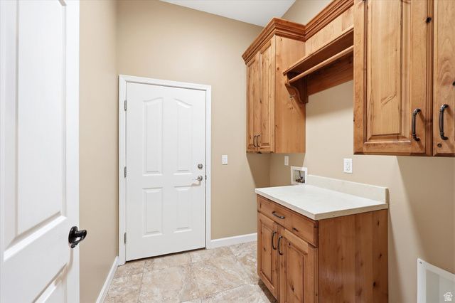 1475 W IRON PORT DR, South Jordan, UT 84095
