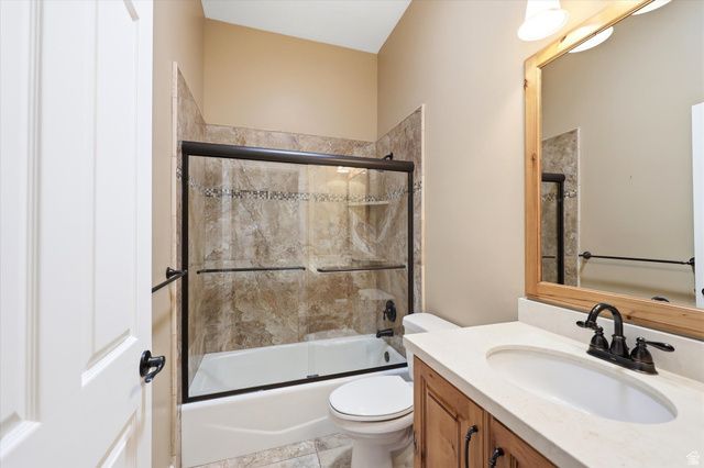 1475 W IRON PORT DR, South Jordan, UT 84095