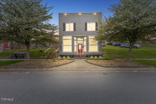 809 East Sullivan Street, Kingsport, TN 37660