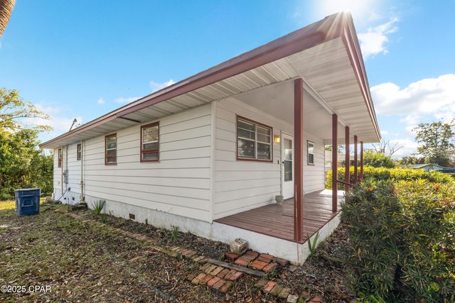 1332 N Palo Alto Avenue, Panama City, FL 32401