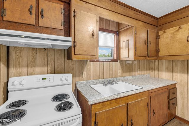 1332 N Palo Alto Avenue, Panama City, FL 32401