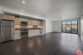 5800 Harold Way 413, Los Angeles, CA 90028