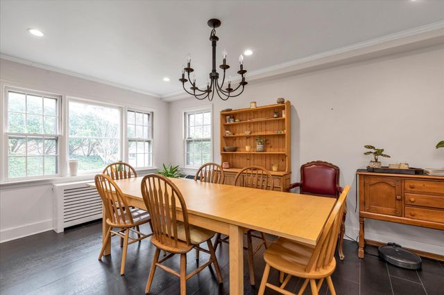 1 Longview Road, Port Washington, NY 11050
