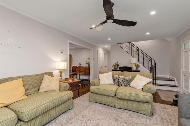 1 Longview Road, Port Washington, NY 11050