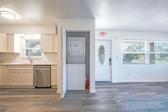 717 E GULF BOULEVARD 2, Indian Rocks Beach, FL 33785