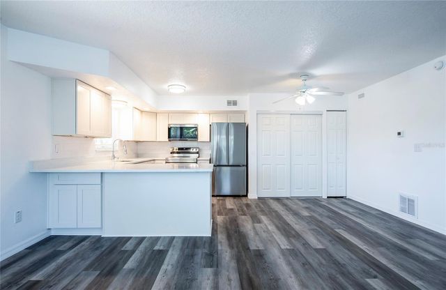 717 E GULF BOULEVARD 2, Indian Rocks Beach, FL 33785