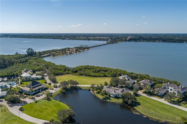 9205 Marsh Island Drive, Vero Beach, FL 32963
