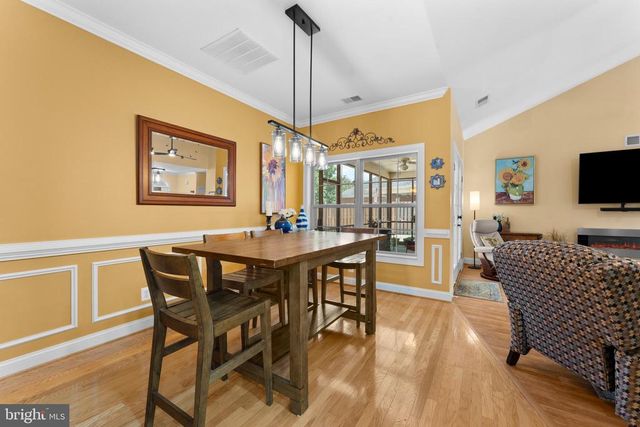 248 CARRIAGE CHASE CIR, Warrenton, VA 20186