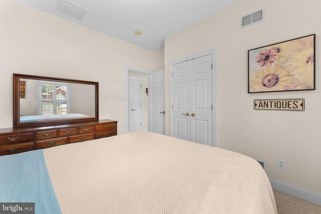 248 CARRIAGE CHASE CIR, Warrenton, VA 20186