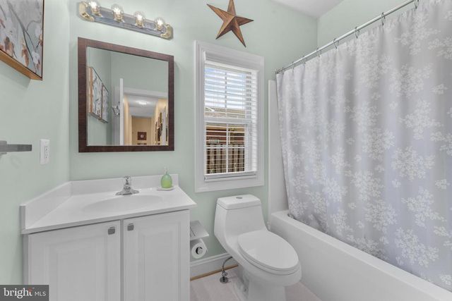248 CARRIAGE CHASE CIR, Warrenton, VA 20186
