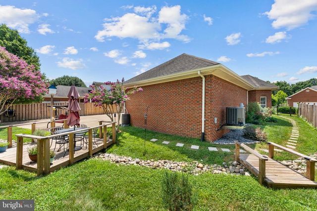 248 CARRIAGE CHASE CIR, Warrenton, VA 20186