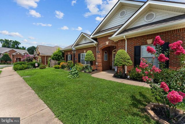 248 CARRIAGE CHASE CIR, Warrenton, VA 20186
