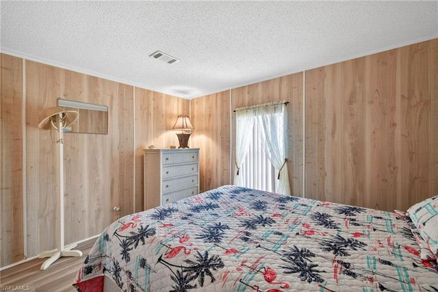 10220 Wales LOOP, Bonita Springs, FL 34135