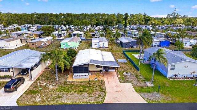 10220 Wales LOOP, Bonita Springs, FL 34135
