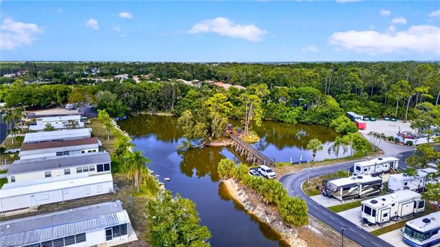 10220 Wales LOOP, Bonita Springs, FL 34135